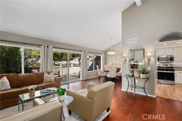 Detail Gallery Image 3 of 30 For 32075 via Tonada, San Juan Capistrano,  CA 92675 - 3 Beds | 2 Baths