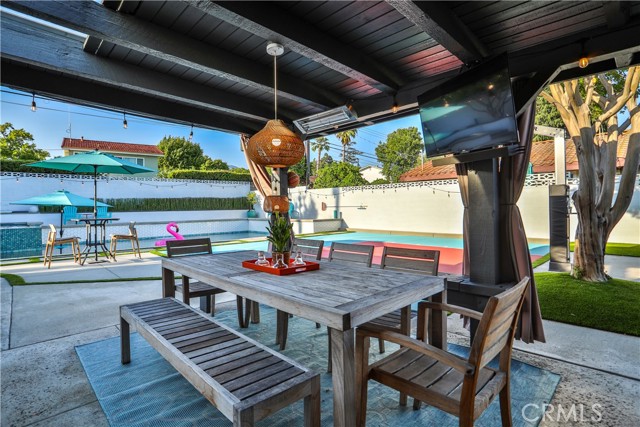 315 Teasdale Drive, Claremont CA: https://media.crmls.org/medias/98620250-957d-4977-905d-d435bae02913.jpg