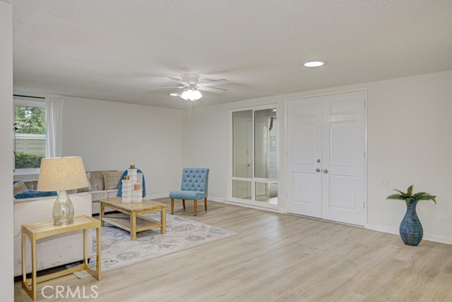 Detail Gallery Image 6 of 25 For 537 via Estrada #C,  Laguna Woods,  CA 92637 - 2 Beds | 2 Baths