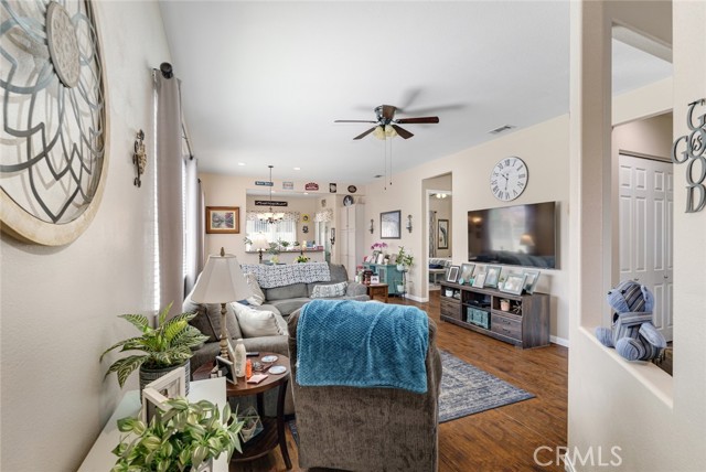 Detail Gallery Image 3 of 42 For 19493 Tor Hill, Apple Valley,  CA 92308 - 2 Beds | 2 Baths