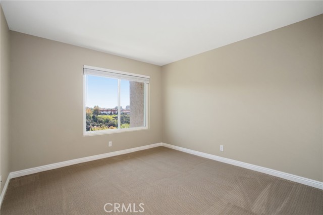 21 Hilltop Circle, Rancho Palos Verdes CA: https://media.crmls.org/medias/98637cc3-a688-4bd2-ae76-46d6d405103d.jpg