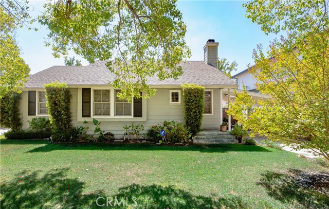 13964 Peach Grove Street, Sherman Oaks CA: https://media.crmls.org/medias/9863ce12-dd2d-4bbd-b9c5-b267daceb46c.jpg