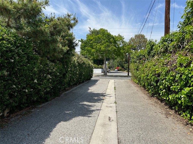 15382 Victory Boulevard, Van Nuys CA: https://media.crmls.org/medias/986447dd-3d4b-463d-abc5-6cd25ce3eb68.jpg