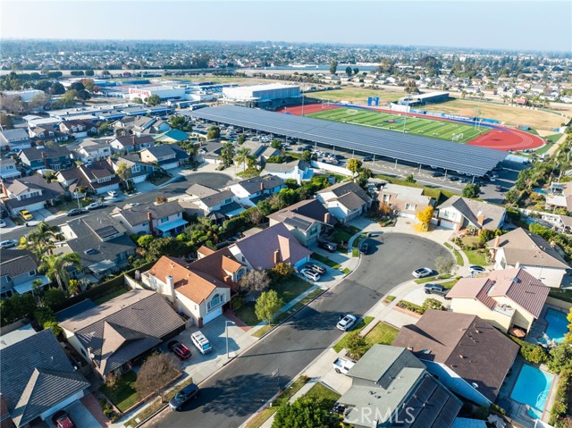 10351 Lassen Street, Los Alamitos CA: https://media.crmls.org/medias/98647fba-830c-46af-8aa1-341e5f671422.jpg