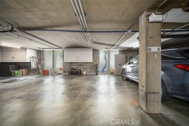 226 Grand, Long Beach CA: https://media.crmls.org/medias/98649928-a35a-4b49-a236-2f02ce91222d.jpg