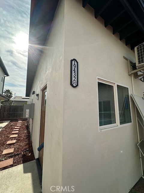 19432 1/2 Keswick Street, Reseda CA: https://media.crmls.org/medias/98650315-1651-4999-8c29-2cb3a765224e.jpg