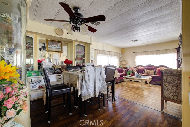3700 Buchanan Street, Riverside CA: https://media.crmls.org/medias/986514ed-3021-4fca-9bed-3a6e4f4db3d9.jpg