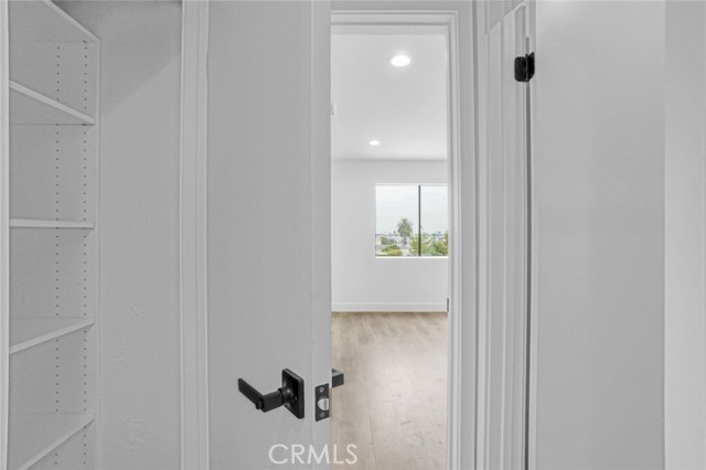 1410 Coranado Avenue, Long Beach CA: https://media.crmls.org/medias/98653268-8ba5-4dfd-b055-379c0fc34348.jpg