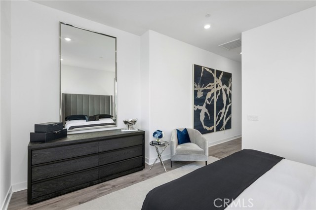 Detail Gallery Image 24 of 38 For 27225 Cranmore #101,  Valencia,  CA 91381 - 3 Beds | 3/1 Baths