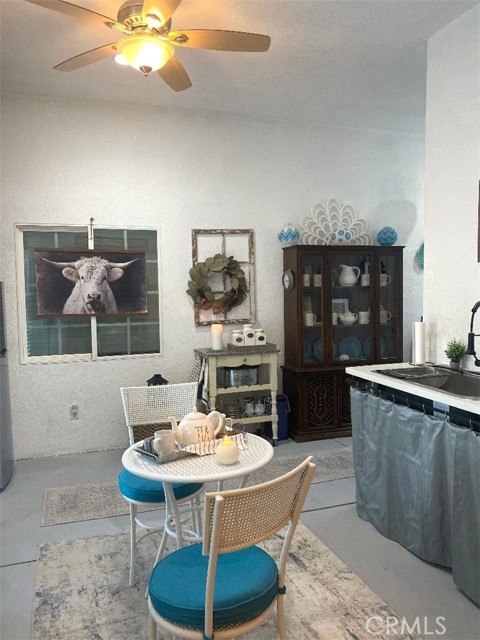 Detail Gallery Image 28 of 55 For 23711 California Ave, Hemet,  CA 92545 - 5 Beds | 3 Baths