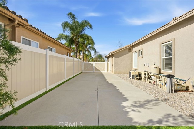 Detail Gallery Image 34 of 46 For 13405 Mesa Crest, Yucaipa,  CA 92399 - 4 Beds | 2/1 Baths