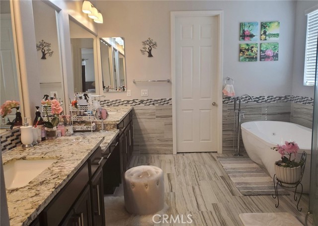 Detail Gallery Image 2 of 17 For 14591 Westfield, Chino,  CA 91710 - 4 Beds | 3 Baths