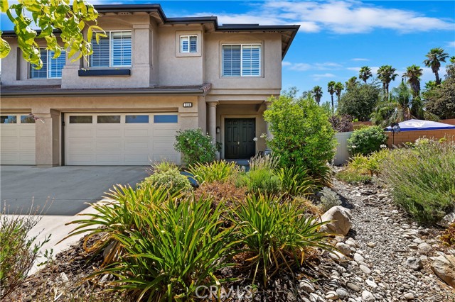 Detail Gallery Image 5 of 51 For 3114 Veranda Ln, Corona,  CA 92882 - 4 Beds | 3/1 Baths