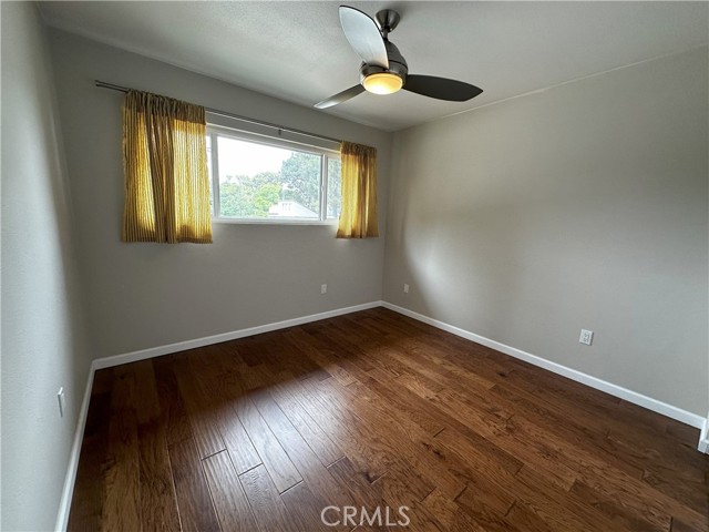 Detail Gallery Image 20 of 45 For 18598 Creek Ln, Huntington Beach,  CA 92648 - 3 Beds | 2/1 Baths