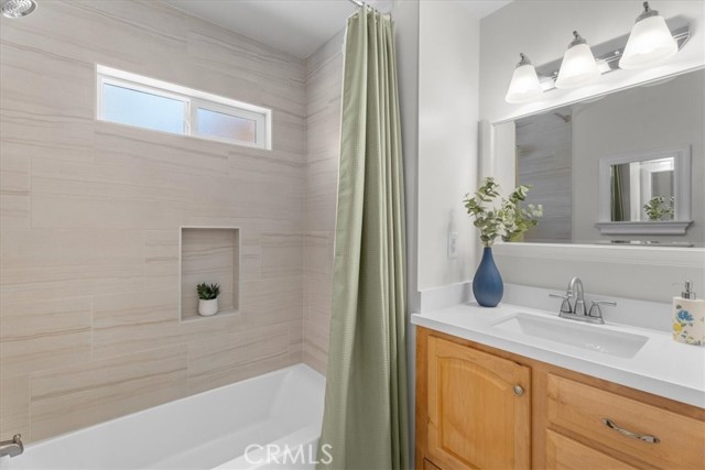 Detail Gallery Image 20 of 37 For 8212 Reading Ave, Los Angeles,  CA 90045 - 3 Beds | 1/1 Baths