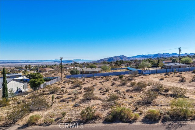 Detail Gallery Image 8 of 12 For 7199 Olympic Rd, Joshua Tree,  CA 92252 - – Beds | – Baths