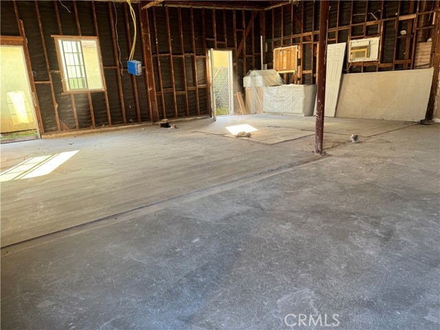 Detail Gallery Image 9 of 12 For 1844 Atlantic Ave, Long Beach,  CA 90806 - – Beds | – Baths