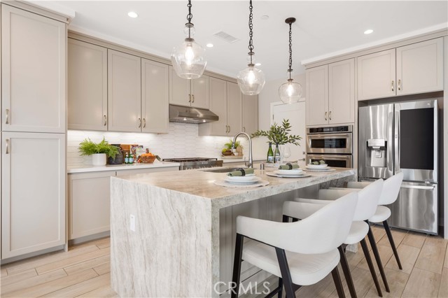 Detail Gallery Image 17 of 53 For 123 Oceano, Irvine,  CA 92602 - 3 Beds | 2/1 Baths