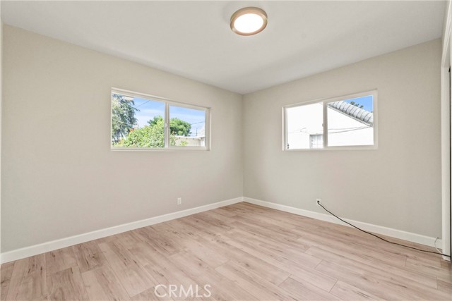 Detail Gallery Image 14 of 20 For 15419 Wyandotte St, Van Nuys,  CA 91406 - 3 Beds | 2 Baths