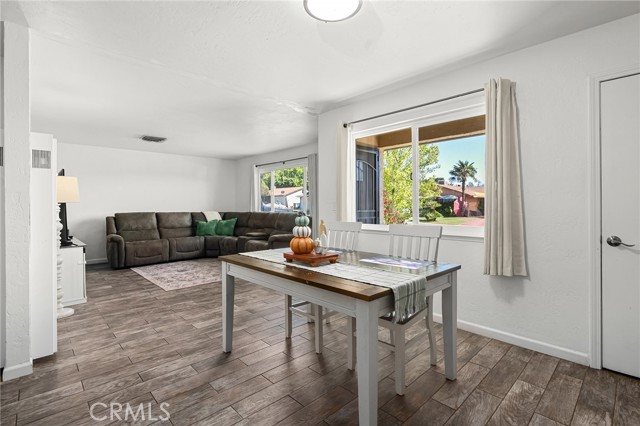 2685 Forestview Drive, Oroville CA: https://media.crmls.org/medias/986bb11c-c14c-473b-8d4d-47564d8af0c8.jpg
