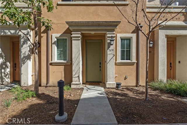 Detail Gallery Image 2 of 31 For 7679 Sunflower, Pico Rivera,  CA 90660 - 3 Beds | 3 Baths