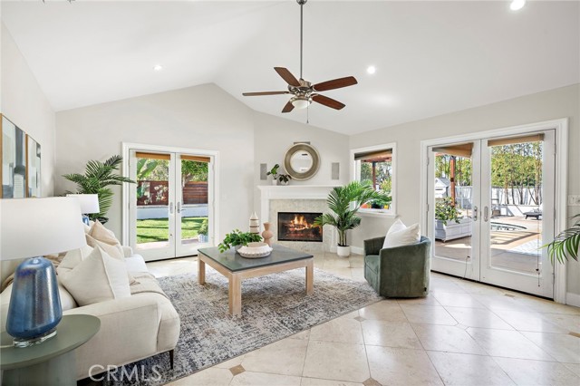 Detail Gallery Image 21 of 62 For 18642 Silver Maple, North Tustin,  CA 92705 - 4 Beds | 3 Baths