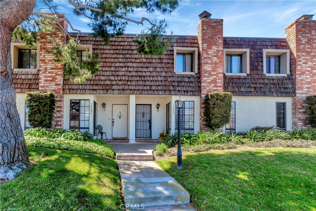 16655 Algonquin Street, Huntington Beach, CA 92649