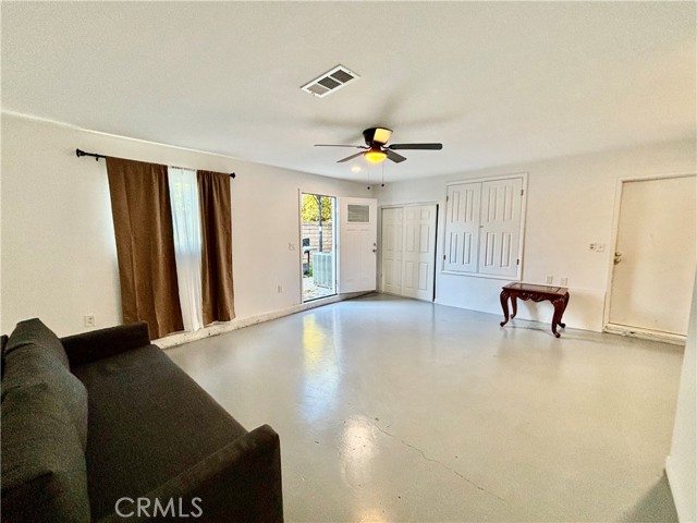 Front Image Thumbnail for CRSR25259042