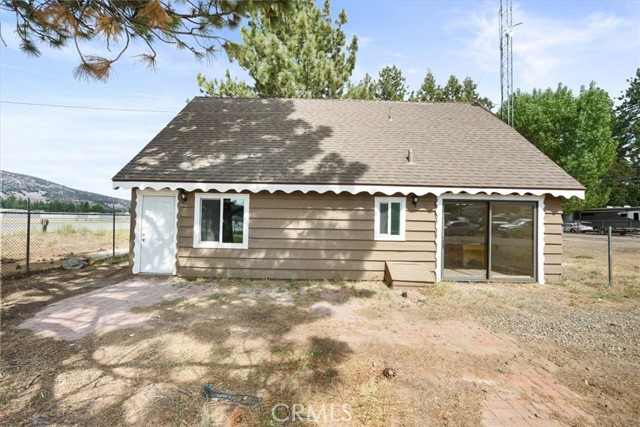 Detail Gallery Image 1 of 20 For 345 W Fairway Bld, Big Bear City,  CA 92314 - 2 Beds | 1 Baths