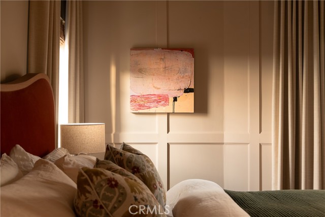 Image 26 of 53 For 734 Parkman