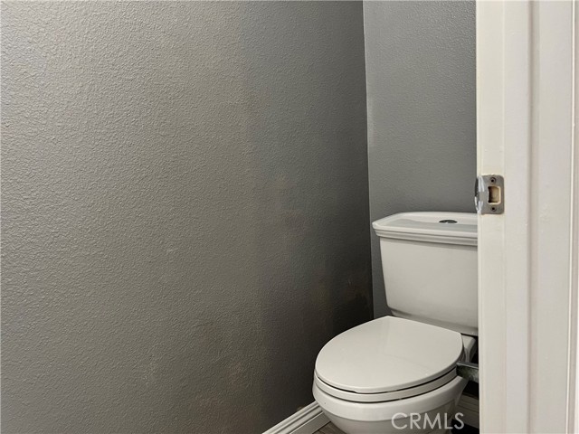 https://media.crmls.org/medias/986e40f9-1ccb-45ec-98ff-d67725398069.jpg