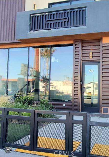 924 N Grand, Santa Ana, CA, 92701 924 N Grand, Santa Ana, CA, 92701
