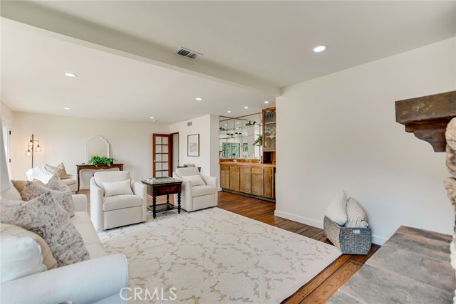 7022 Wheeler Avenue, La Verne CA: https://media.crmls.org/medias/986f5558-728d-4fca-9794-c307543f25c8.jpg
