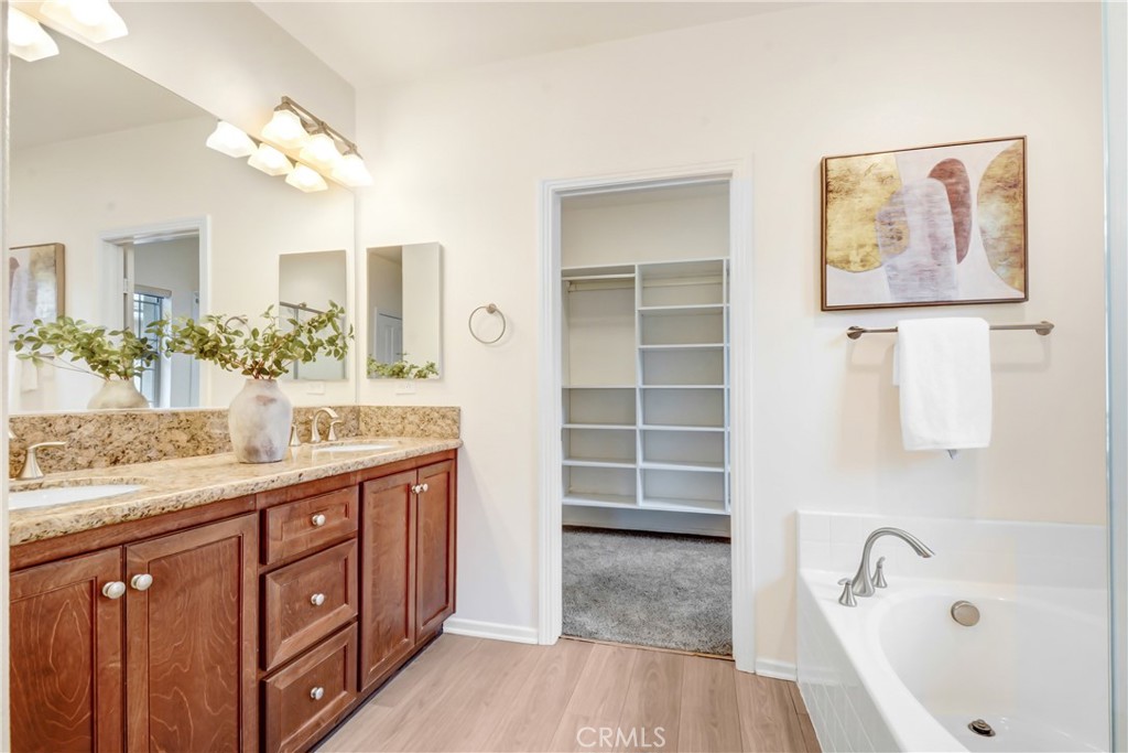 MLS #IV25262434 image #10