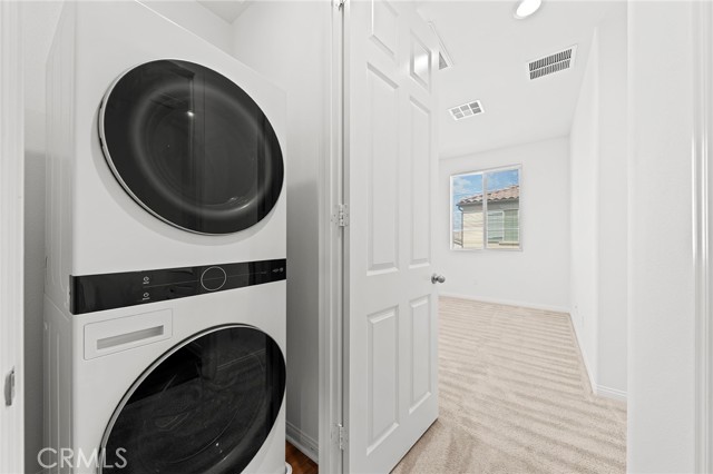 7554 Botany St, Chino CA: https://media.crmls.org/medias/98701adb-168a-4816-a893-f7239b9b25a1.jpg