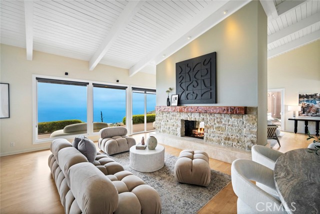 Detail Gallery Image 2 of 11 For 32131 Sea Island Dr, Dana Point,  CA 92629 - 4 Beds | 3 Baths