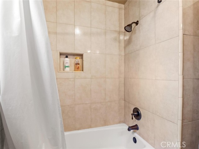 Detail Gallery Image 49 of 75 For 27459 Sky Harbour, Friant,  CA 93626 - 5 Beds | 2/1 Baths