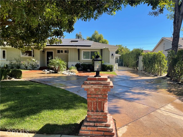Detail Gallery Image 3 of 57 For 10132 Wish Ave, Northridge,  CA 91325 - 4 Beds | 3 Baths