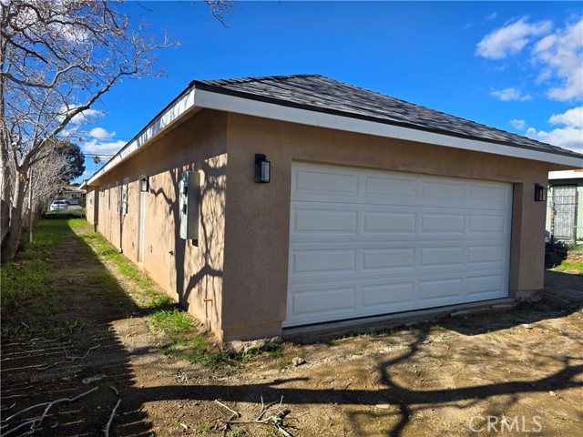 245 N Evans Street, Banning CA: https://media.crmls.org/medias/9873b8c4-7538-4bfb-b7e3-30f951f9f415.jpg