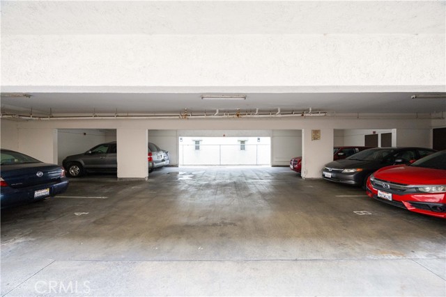 Image 16 of 17 For 1128 Stanley