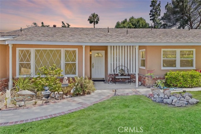 19302 Maynard Way, North Tustin CA: https://media.crmls.org/medias/9874527a-2c99-49ec-8324-75c5b8d65bfc.jpg