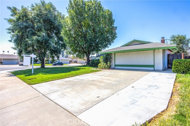 Detail Gallery Image 9 of 49 For 2828 Shalimar, Riverside,  CA 92504 - 3 Beds | 2 Baths