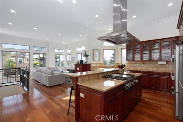 Detail Gallery Image 23 of 43 For 619 10th St, Hermosa Beach,  CA 90254 - 4 Beds | 3/1 Baths