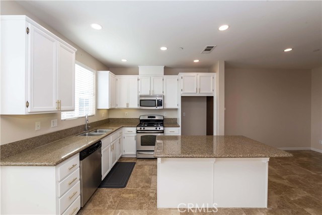 Detail Gallery Image 15 of 39 For 70 Stockton, Buena Park,  CA 90621 - 3 Beds | 2/1 Baths