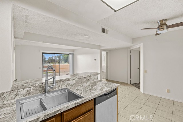 Detail Gallery Image 13 of 25 For 1480 W Edgehill Rd #7,  San Bernardino,  CA 92405 - 2 Beds | 1 Baths