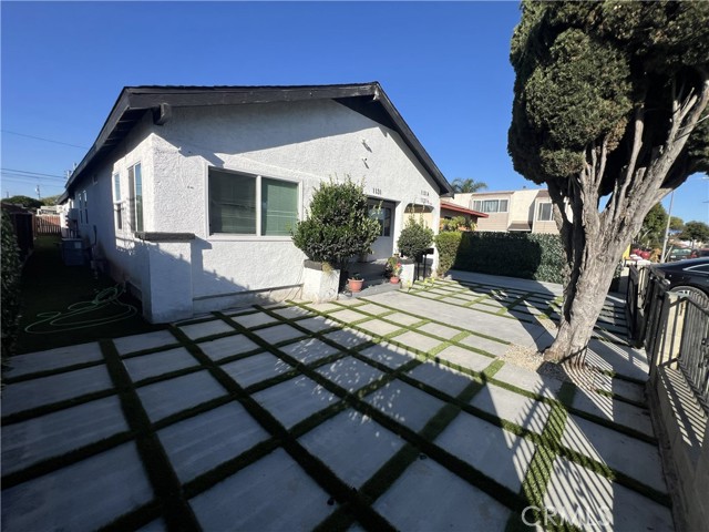 Detail Gallery Image 5 of 58 For 1131 E 21st, Long Beach,  CA 90806 - 5 Beds | 5 Baths