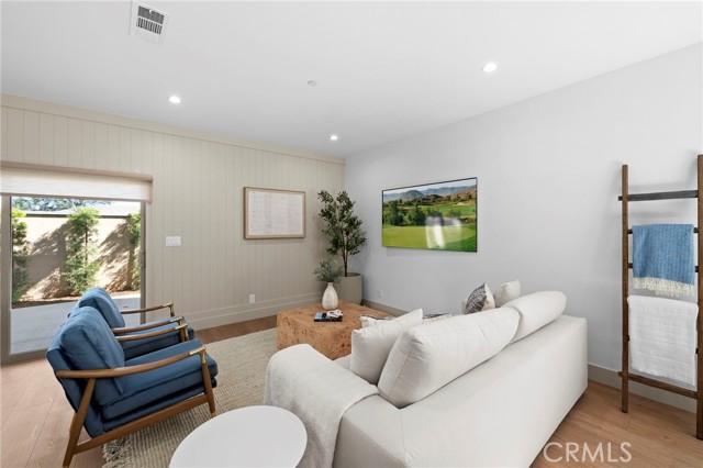 16223 Orizaba Avenue, Paramount CA: https://media.crmls.org/medias/9878a547-3672-4b3d-8cde-682e31410087.jpg