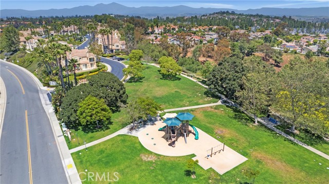 37 Fleurance Street, Laguna Niguel CA: https://media.crmls.org/medias/9878d148-d103-4b0a-8eb2-a1d309420006.jpg