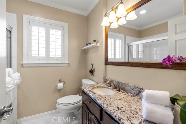 Image 12 of 33 For 15037 Hiawatha Street