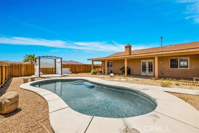 63357 Uranium Road, Joshua Tree CA: https://media.crmls.org/medias/9879465d-1bb2-4e52-859f-d4388a2c2503.jpg